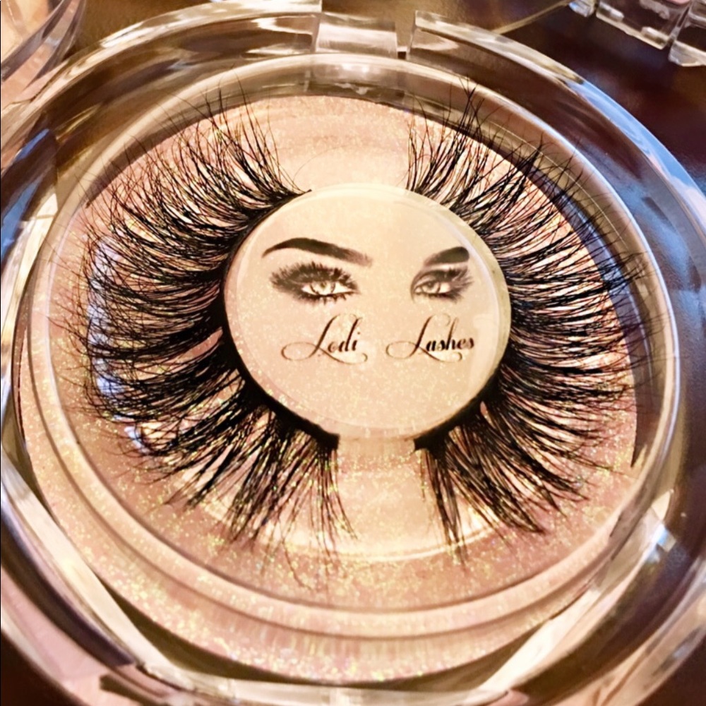 3D Mink Lashes “Aphrodite”